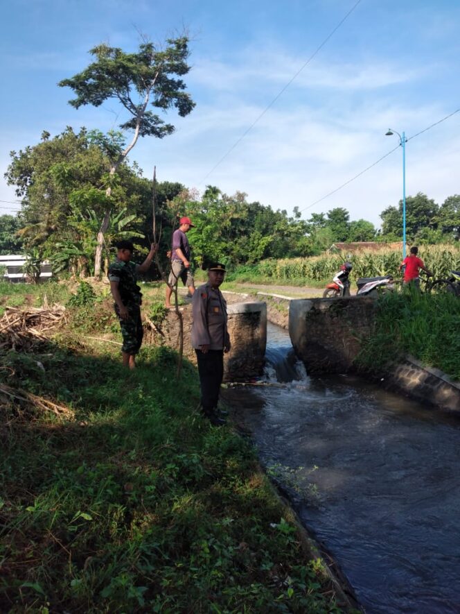 
2 Bocah Probolinggo Tewas Tenggelam di Sungai