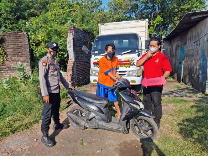 
Apes, Gara-gara Tabrak Gapura Maling Motor Ini Akhirnya Ditangkap Polisi