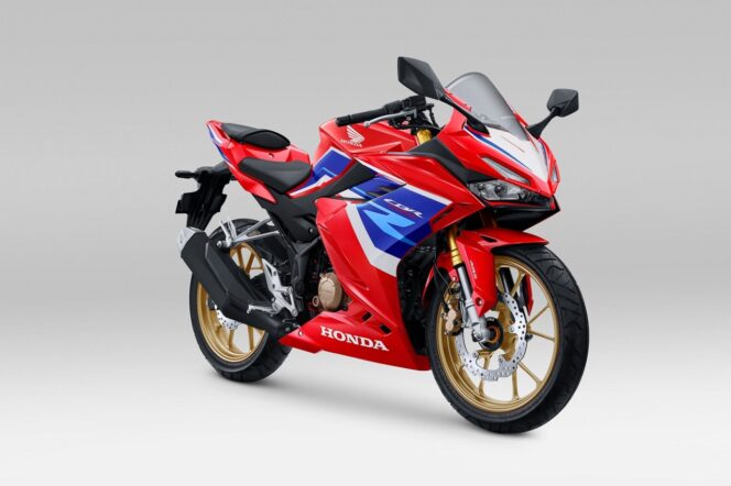 
New CBR150R Berpenampilan Baru dan Semakin Agresif