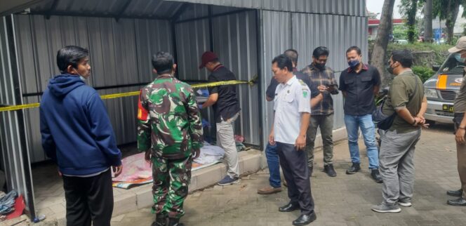 
Nenek Tanpa Identitas Ditemukan Meninggal di Terminal Pandaan