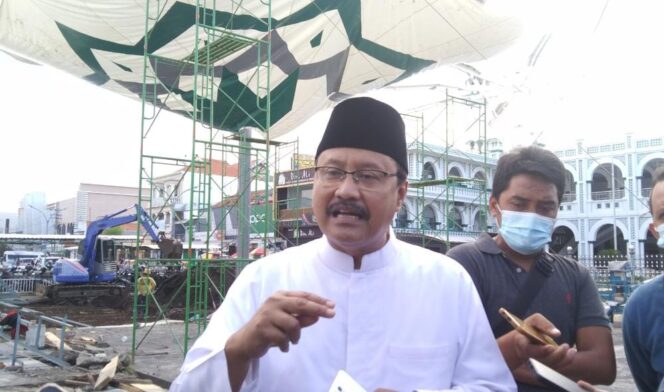 
Gus Ipul Pastikan Proyek Pembangunan Payung Madinah Bakal Selesai Sesuai Harapan