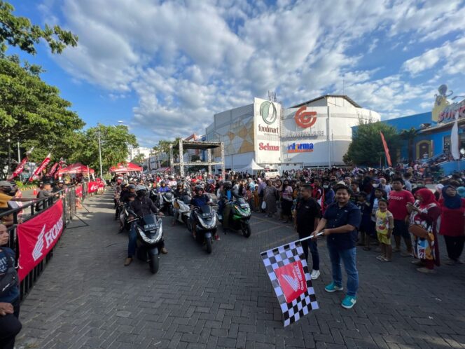 
Diikuti 300 Member, PCX Celebration Day Berlangsung Meriah