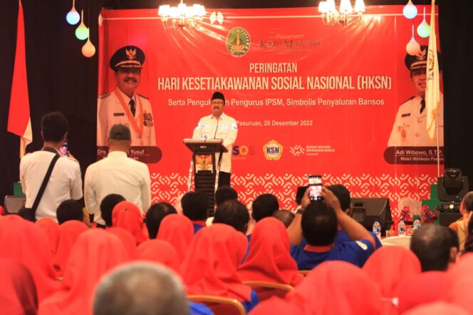 
Buka HKSN, Gus Ipul : Mari Kita Peduli Sesama