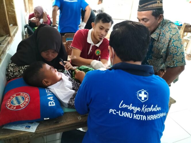 
PCNU Kota Kraksaan Khitan 45 Anak