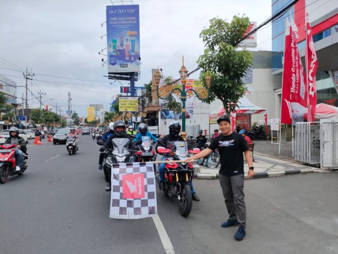 
Fun Touring Nyaman Bersama Honda CB150X