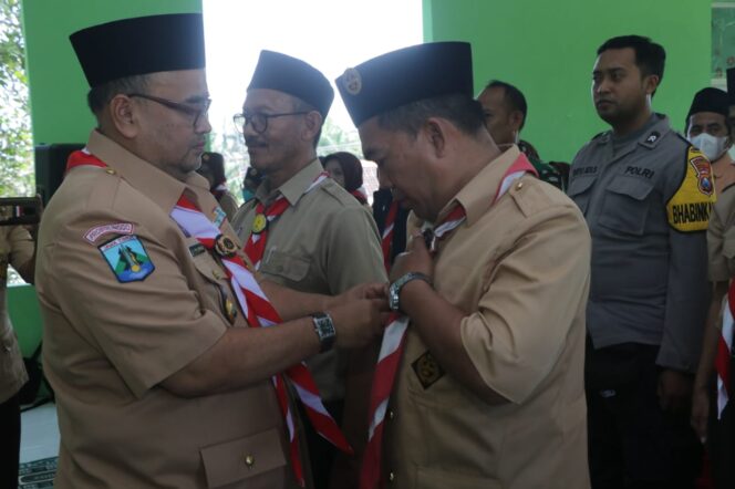 
Kak Timbul Lantik Mabi dan Pimpinan Sakoma NU Cabang Kota Kraksaan