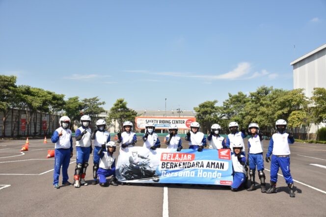 
MPM Honda Jatim Ajak 11 ribu Generasi Muda Serukan #Cari_Aman