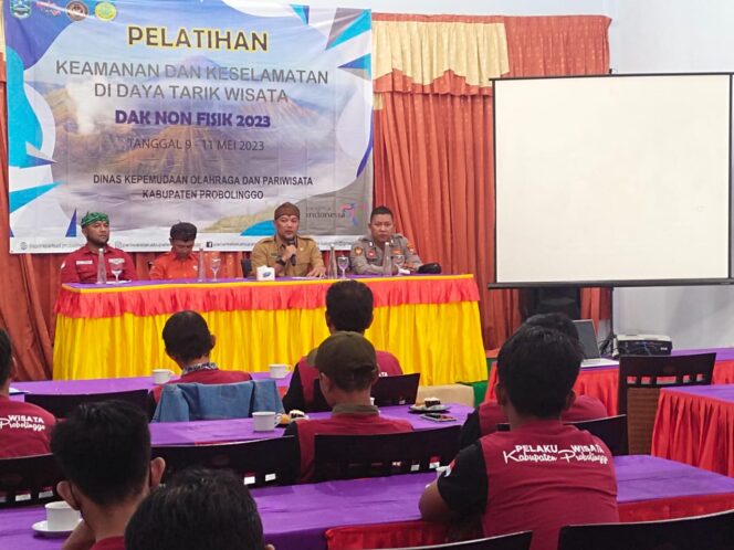 
Pemkab Probolinggo Berikan Pelatihan Keamanan dan Keselamatan untuk Daya Tarik Wisata