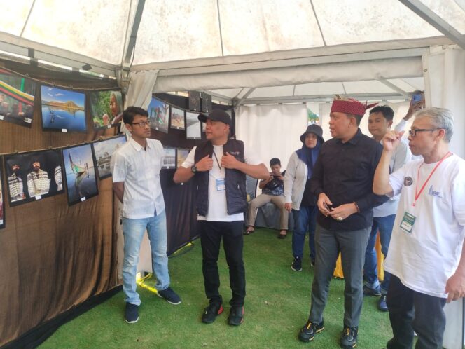
Disporapar Gelar Expo Produk Ekonomi Kreatif 2023