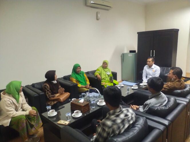 
Temui DPRD, Muslimat NU Minta Dukungan Terbitnya Perda PUG