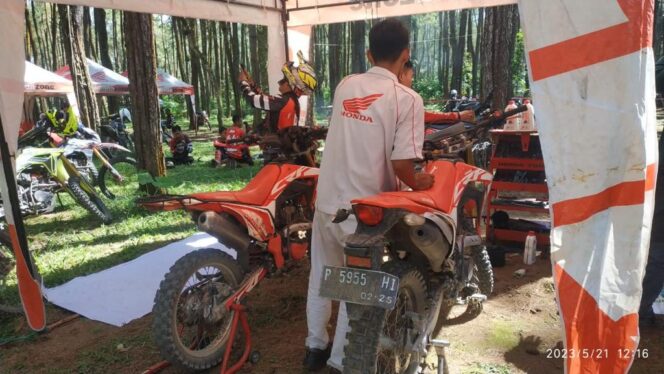 
Yuk, Simak Tips Perawatan Motor Setelah Trabasan