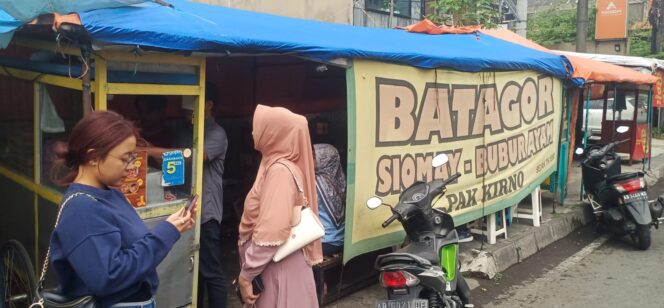 
Ke Jogja, Coba Rasakan Batagor Pak Kirno