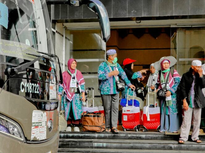 
7.795 Jemaah Awali Keberangkatan Jemaah Gelombang II dari Makkah ke Madinah