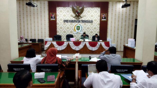 
Bapemperda DPRD Trenggalek : APBD P 2023 Layak untuk Dilanjutkan ke Pembahasan Berikutnya