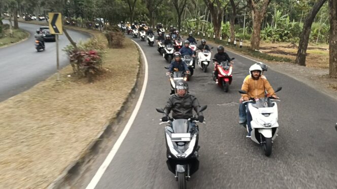 
Sensasi Kemeriahan Riding Experience