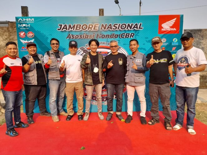 
Ratusan Anggota Komunitas Asosiasi Honda CBR Hadiri Jambore Nasional ke-XI
