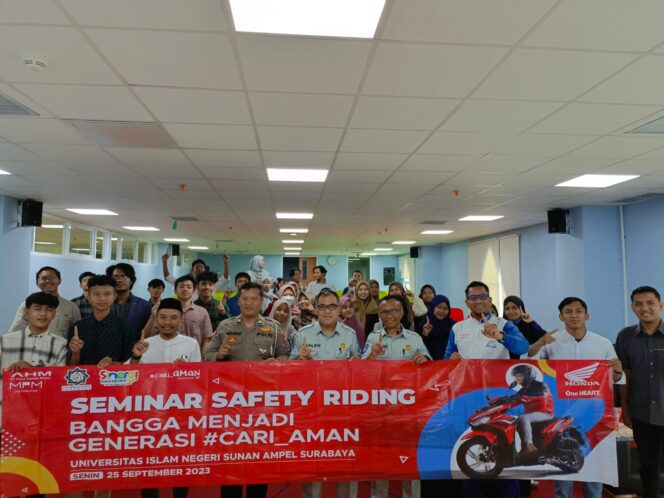 
MPM Honda Jatim Sinergi dengan UINSA Kampanyekan Safety Riding