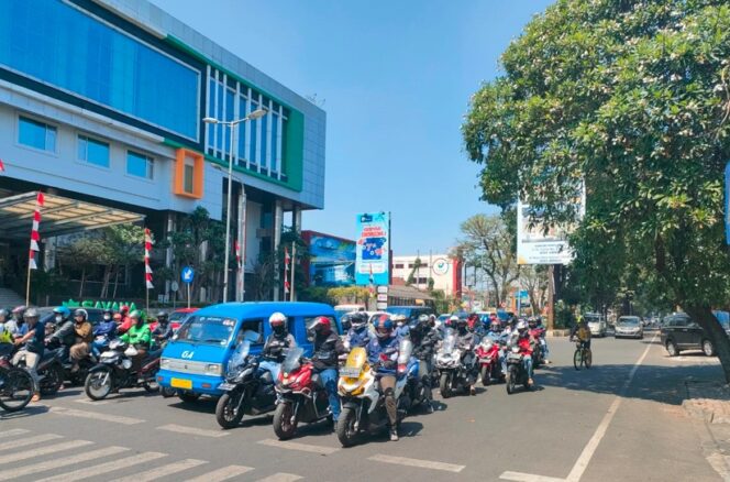 
Tips Berkendara Cari Aman di Kepadatan Kota Malang