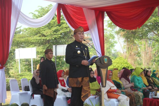 
Pimpin Apel Sumpah Pemuda ke-95, Pj Bupati Probolinggo Sampaikan Pesan Ini