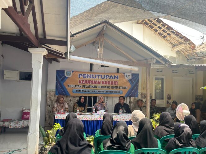 
Pelatihan Bordir di IKM Cindy Bordir Pajarakan Resmi Berakhir