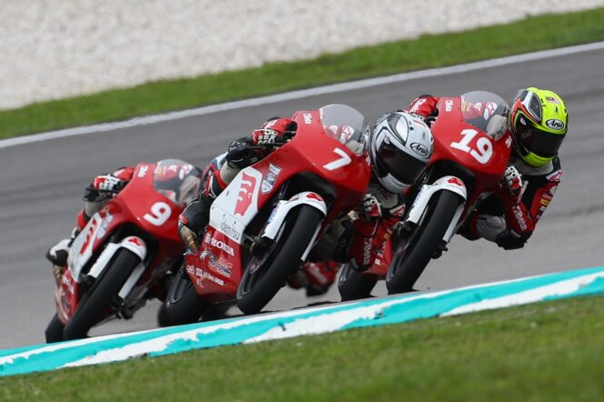 
Pebalap Astra Honda Kembali Cetak Sejarah Rajai Balap Asia