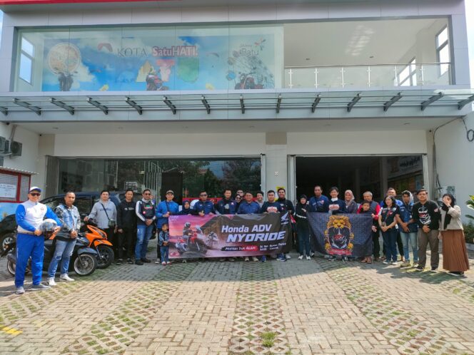 
Komunitas Honda ADV Malang Jelajah Misteri Dua Alam