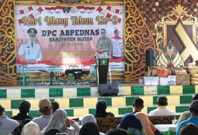 
Hadiri HUT ABPEDNAS, Bupati Blitar Ajak Warga Membangun Desa