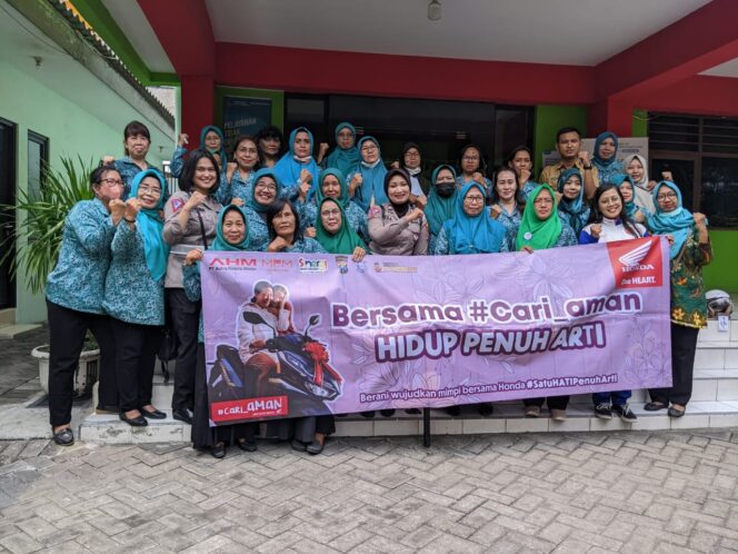 
MPM Honda Jatim Kampanyekan #Cari_Aman di Hari Ibu