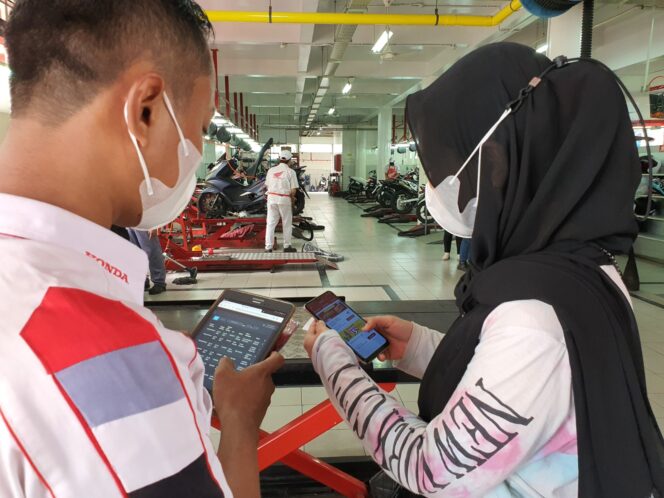 
Booking Service Solusi Nyaman Perawatan Motor di AHASS