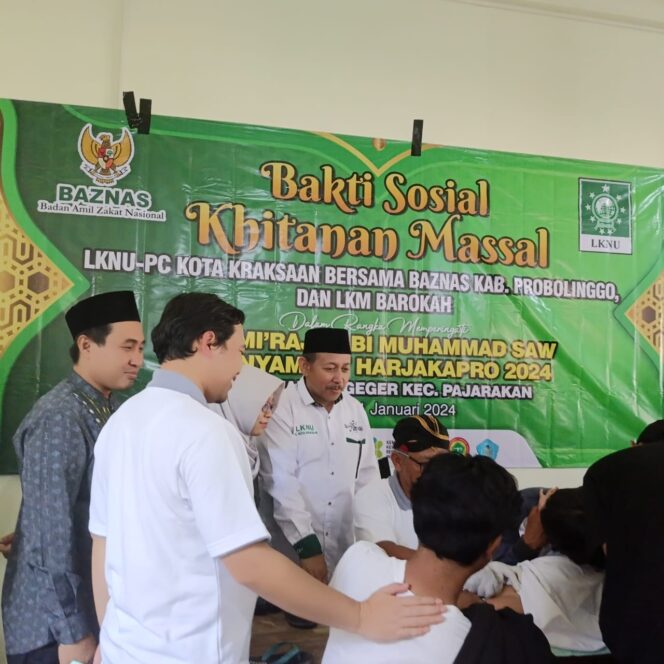 
LKNU dan Baznas Probolinggo Gelar Baksos Khitanan Massal