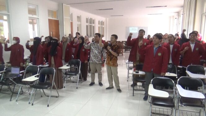 
Mahasiswa Probolinggo Gelar Deklarasi Pemilu Damai 2024