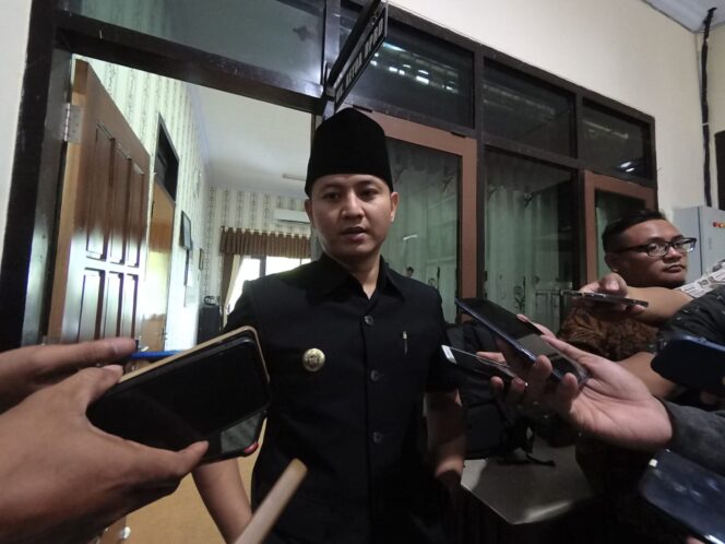 
Bupati Trenggalek Mas Ipin : Indikator Kinerja Utama Alami Perbaikan dan Target Tercapai