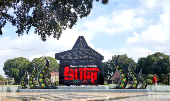 
Pembangunan Tahap Dua Alun-alun Kota Blitar Segera Dimulai, Alokasi Anggaran Capai Rp 1,5 M
