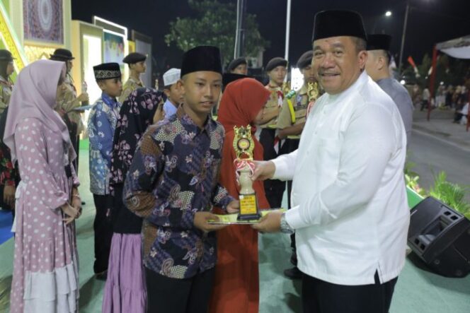 
Wabup Taufik ZA Tutup MTQ ke-55 Tingkat Kabupaten Asahan