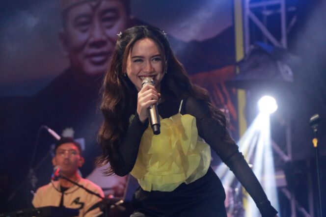 
Happy Asmara Semarakkan Resepsi Harjakapro ke-278 dan Hardiknas 2024