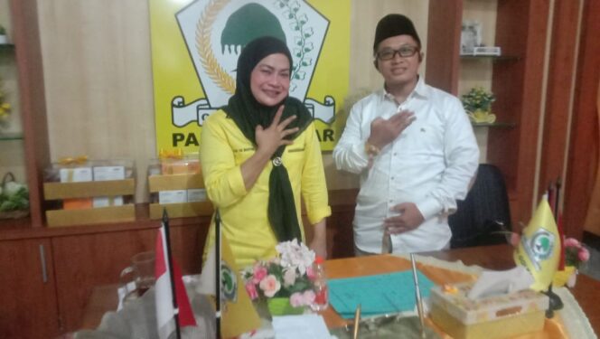 
Silahturahmi ke Golkar Trenggalek, Rizky Sembada Targetkan Digandeng Mas Ipin