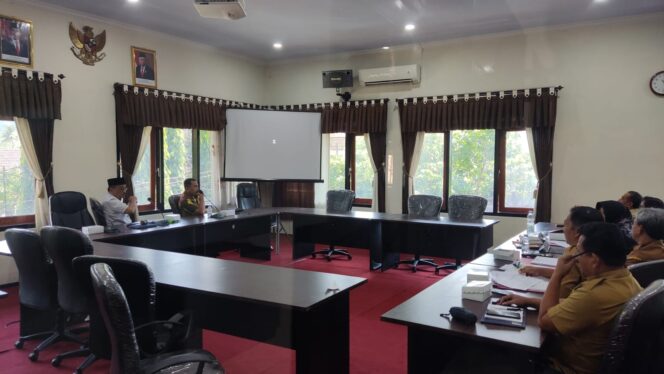 
Hadapi Sisa Jabatan 2024, DPRD Trenggalek Bangun Sinergitas Bersama Eksekutif