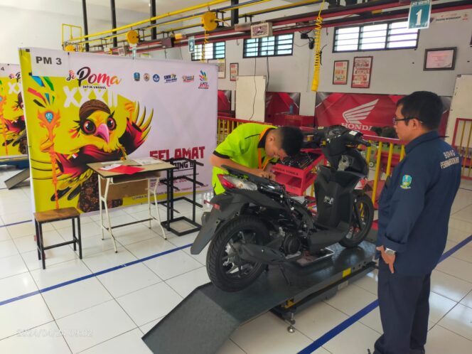 
SMK TSM Honda Binaan MPM Honda Jatim Raih Juara LKS SMK se-Jatim