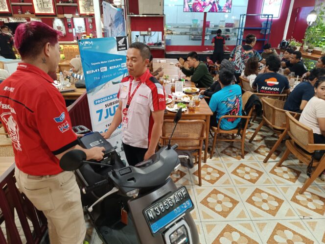 
Komunitas Honda CBR250RR Malang Jajal Honda EM1 e: