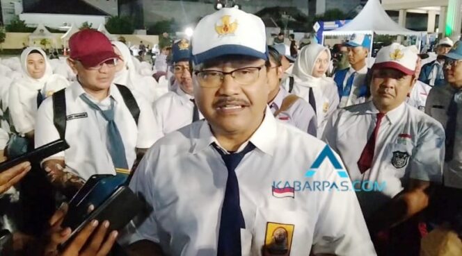 
Ini Pesan Gus Ipul untuk Guru dan Orang Tua Agar Para Siswa Siap Hadapi Persaingan Global