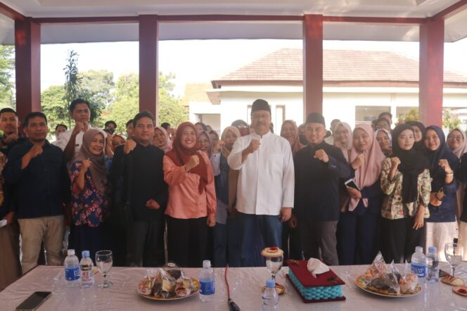 
Gus Ipul Ikuti Sosialisasi Pilkada 2024 bersama Warga Bugul Kidul