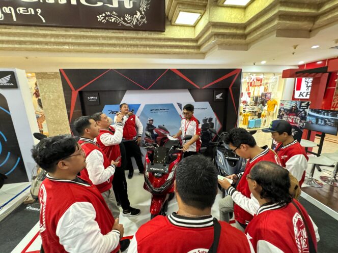 
MPM Honda Jatim Ajak Media dan Blogger City Rolling to Honda Premium Matic Day