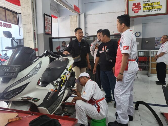
MPM Honda Jatim Ajak Jurnalis Rasakan Layanan Pos AHASS TEFA SMK Muhammadiyah 2 Genteng Banyuwangi