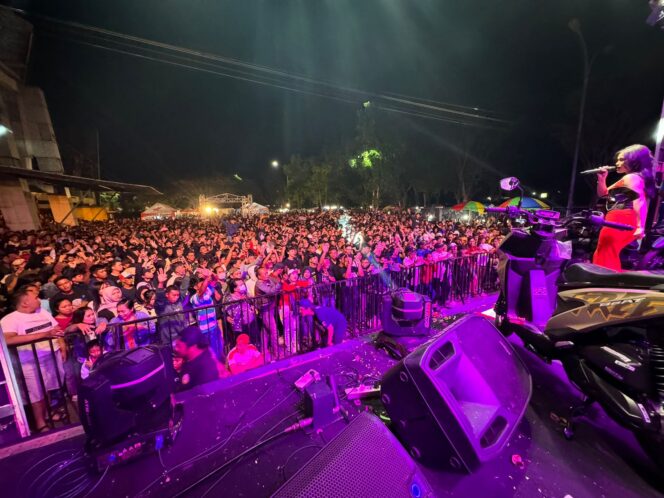 
Launching All New Honda BeAT Dibanjiri Ribuan Masyarakat Kediri