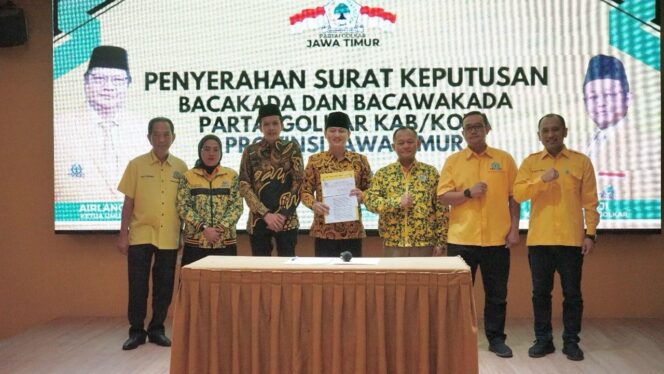 
Golkar Resmi Rekom Mas Ipin-Syah Nata di Pilkada Trenggalek