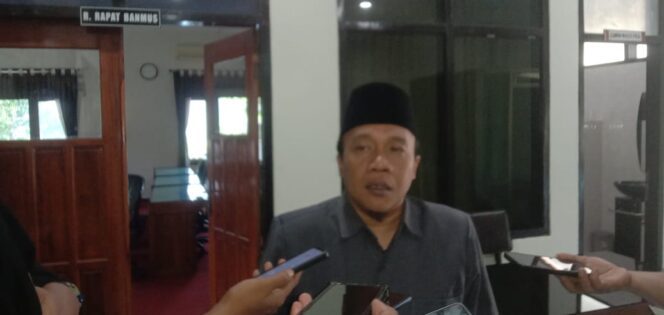 
DPRD Trenggalek Paripurnakan Jawaban Eksekutif Atas PU Fraksi