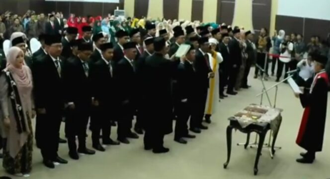 
50 Dewan Terpilih di Kabupaten Pasuruan Dilantik