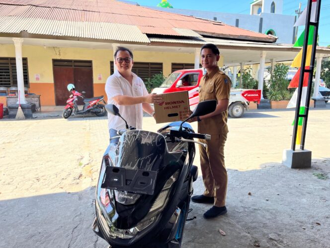 
Spesial Hari Pelanggan Nasional 2024, Honda Berikan Pelayanan Istimewa ke Konsumen Setia 