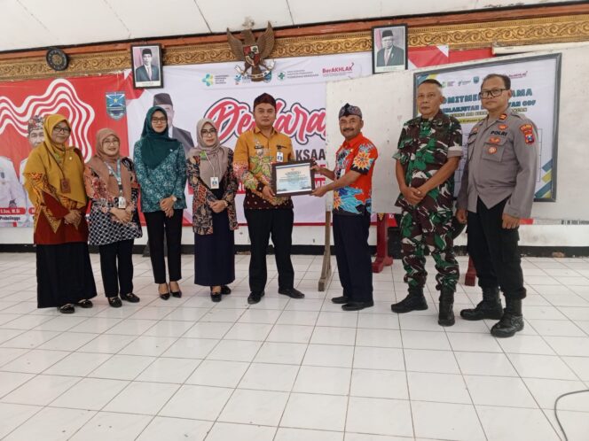 
Kecamatan Kraksaan Deklarasi Sebagai Kecamatan ODF