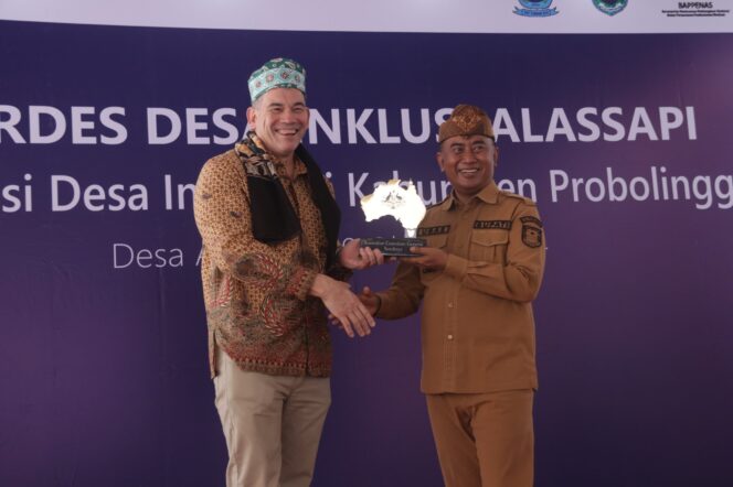 
Konjen Australia Tinjau Diseminasi Perdes Inklusi di Desa Alassapi